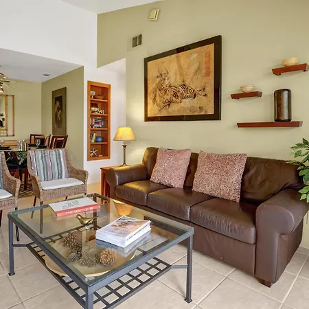 2Br Plaza Villas Bungalow Deluxe By Oranj Palm